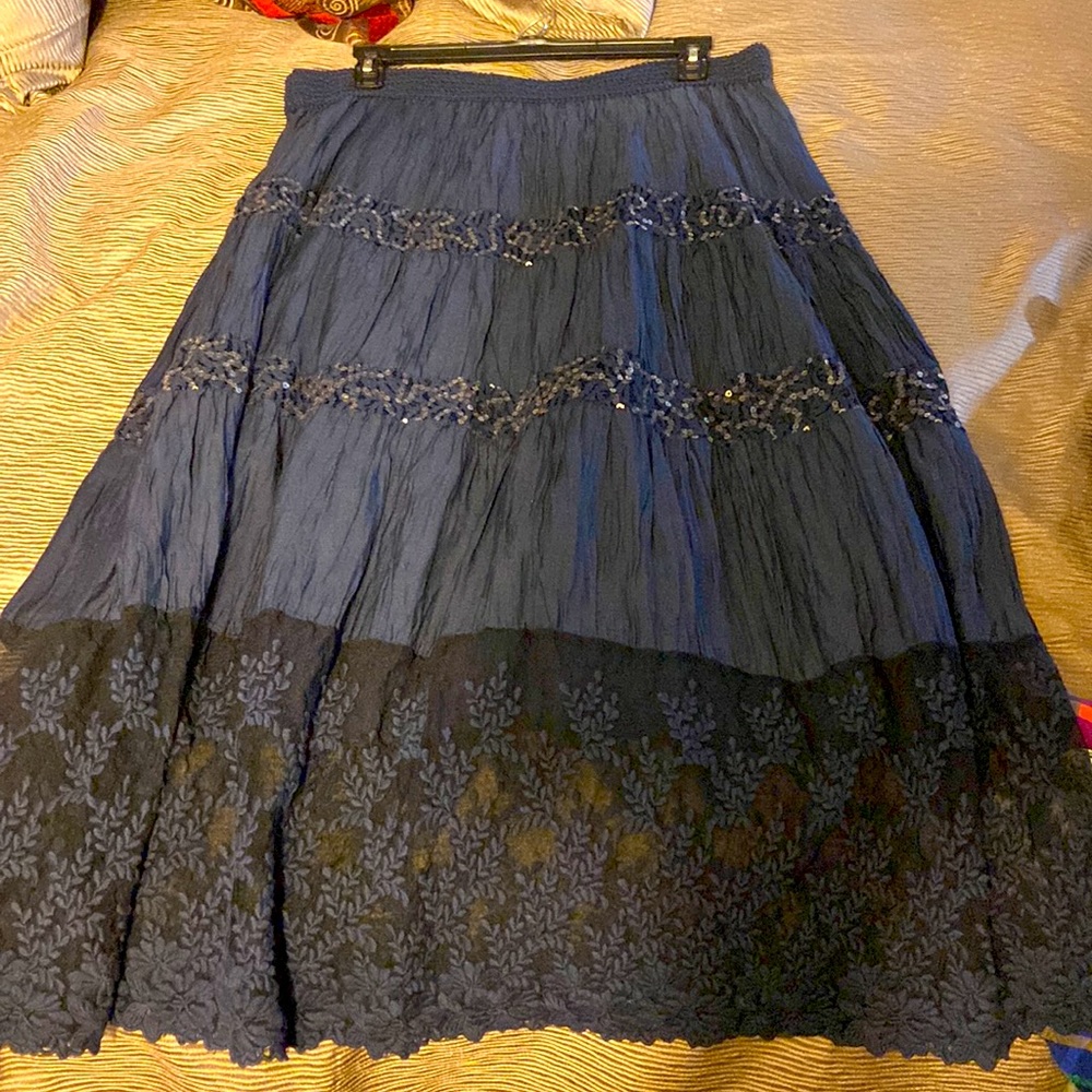 Navy lace long skirt